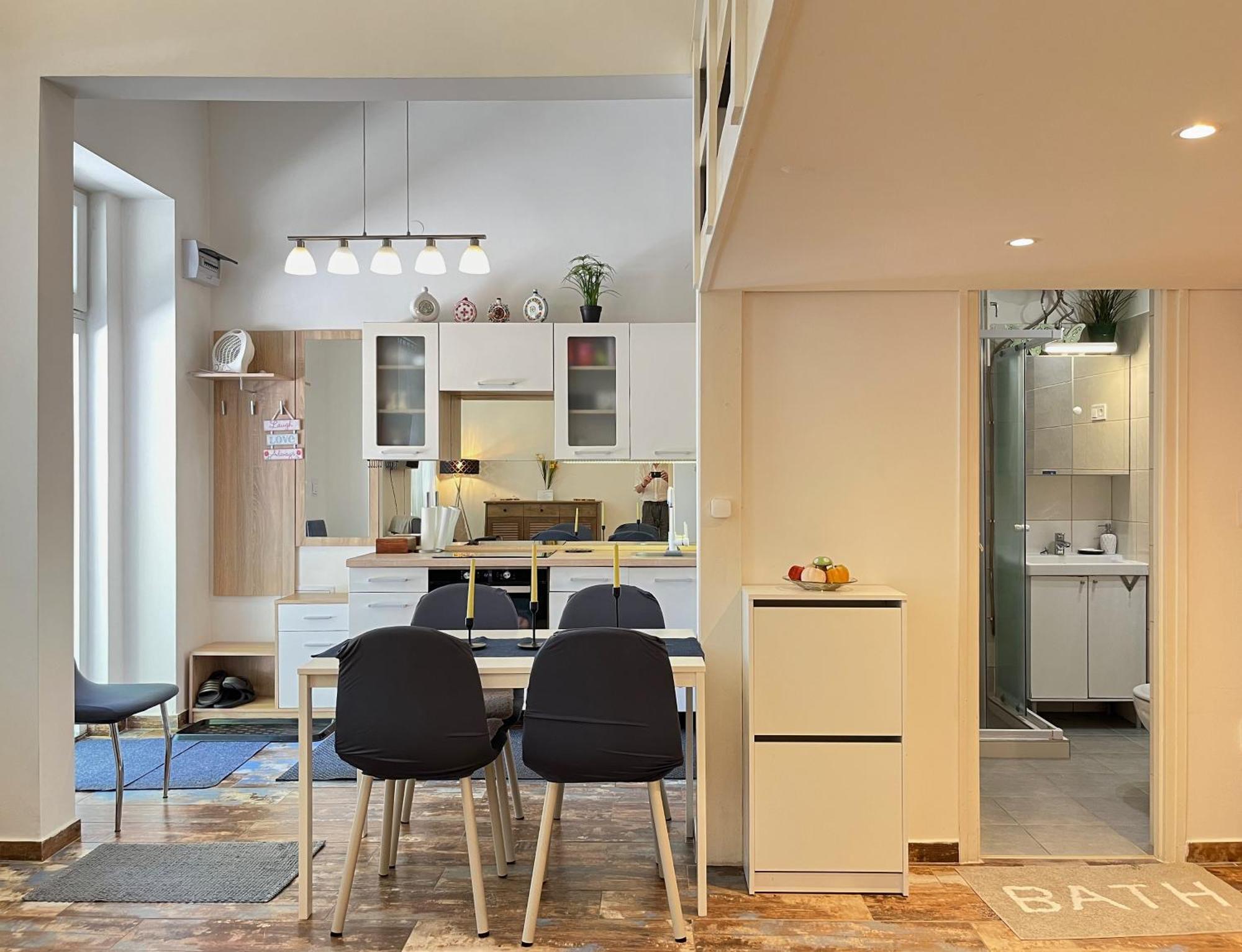 Brand New Garden Flat / Free Parking Apartament